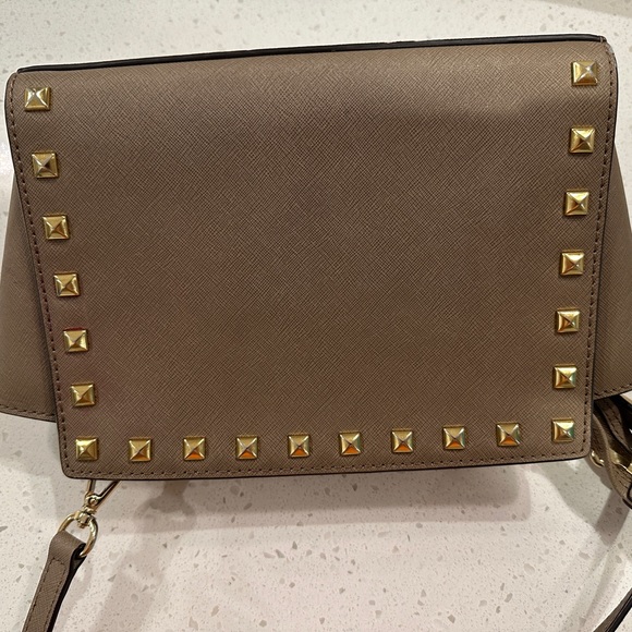 Michael Michael Kors Brown Studded Leather Selma Crossbody Bag - Picture 5 of 7